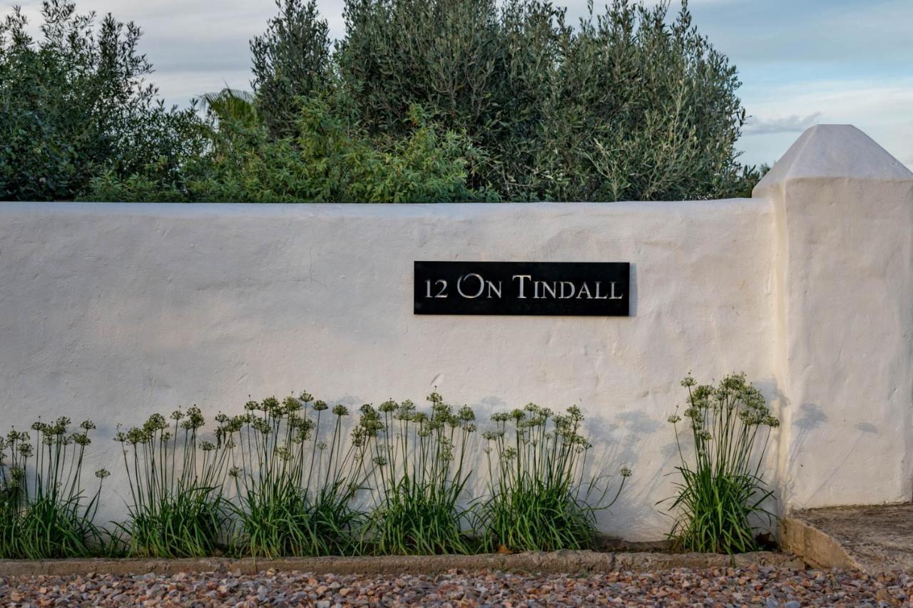 12 On Tindall McGregor Buitenkant foto